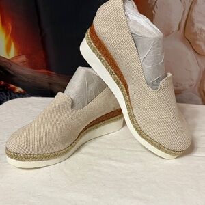 Elegant Tan Slip-On Espadrille Flats